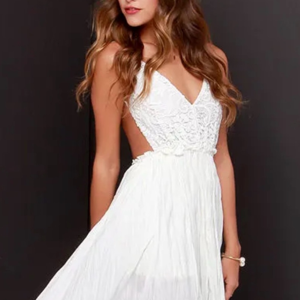 Lulu’s Snowy Meadow crochet maxi dress